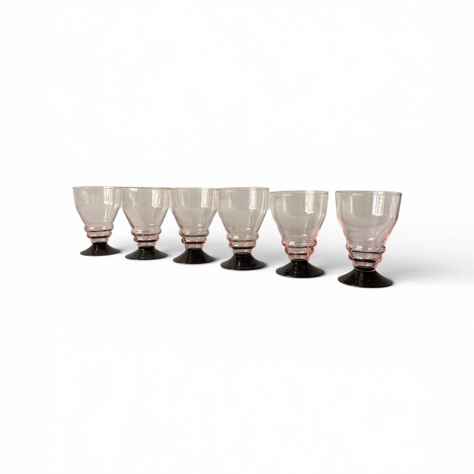 6 large Art Deco pink wine or water glasses with black stems, 17 cl.