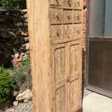 Beautiful piece of furniture with 8 drawers/2 doors in raw wood.