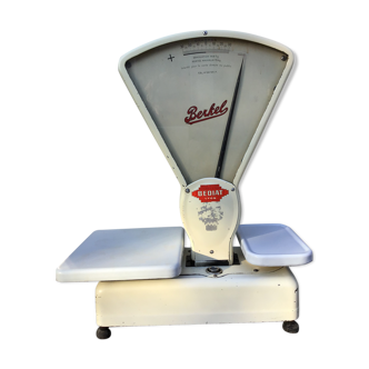 Old Berkel cream scale