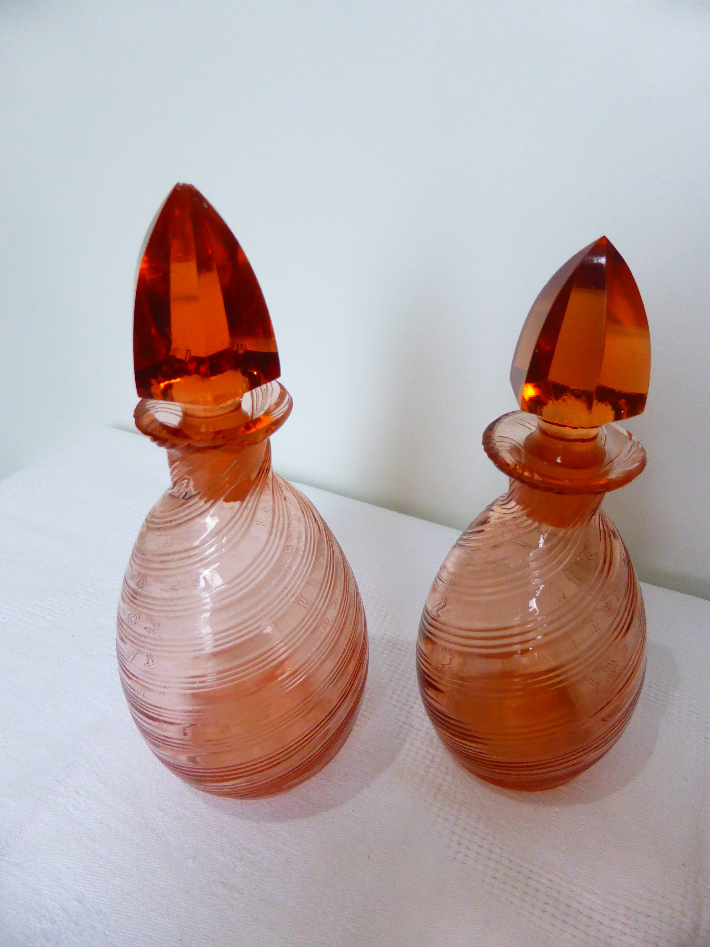 Nécessaire de toilette vintage en verre rose 201089