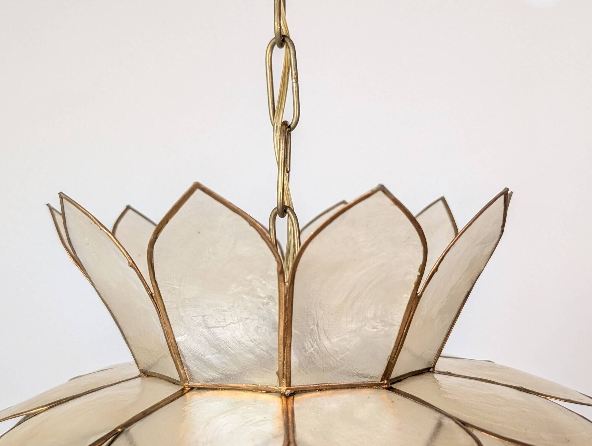 Pair of Lotus mother-of-pearl pendant lights