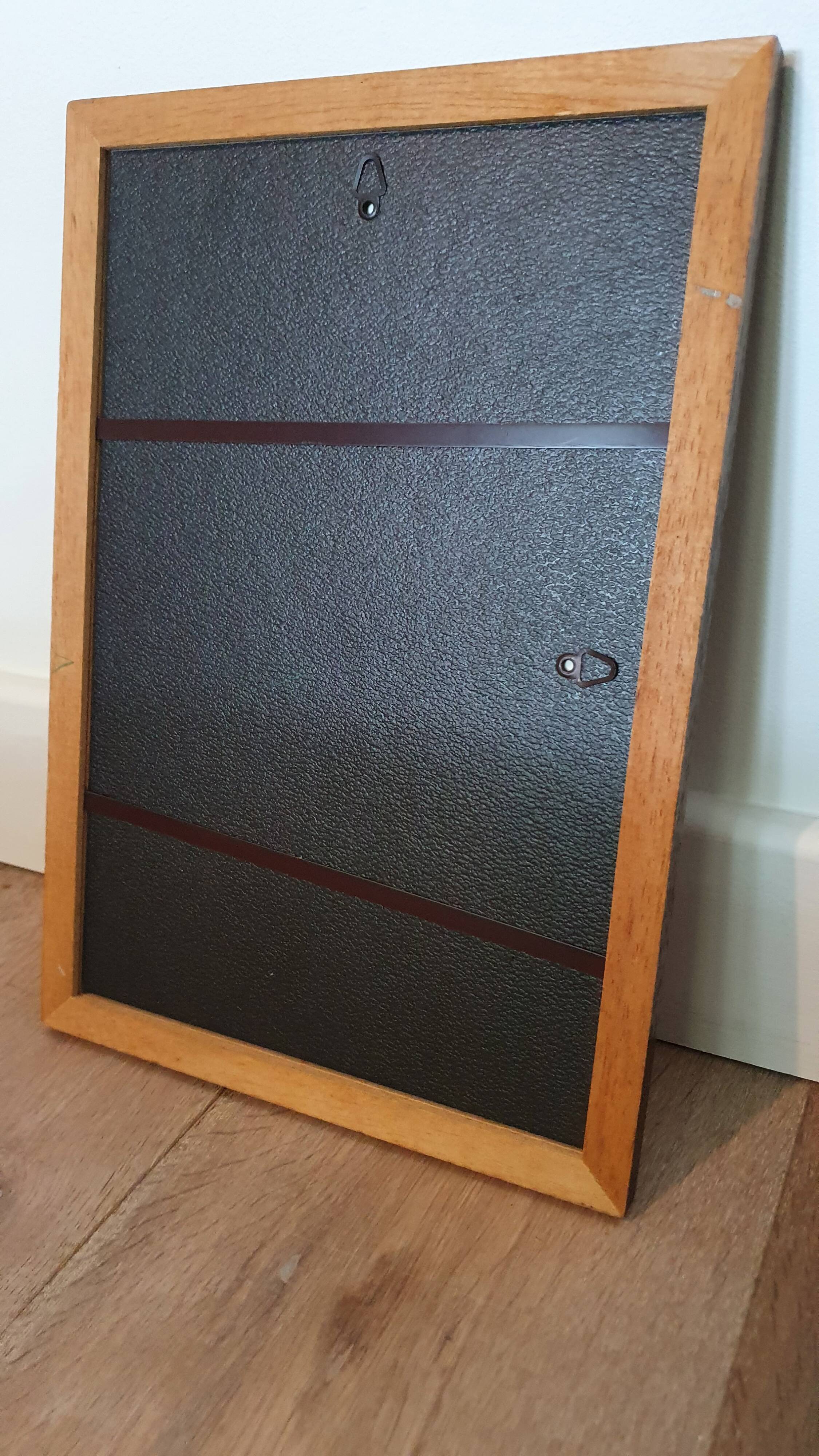 Set of 2 wooden frames with gilded edging