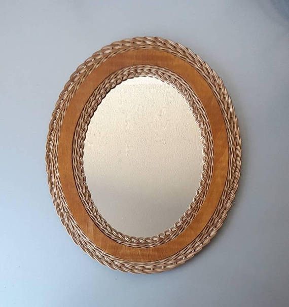 Miroir en rotin vintage