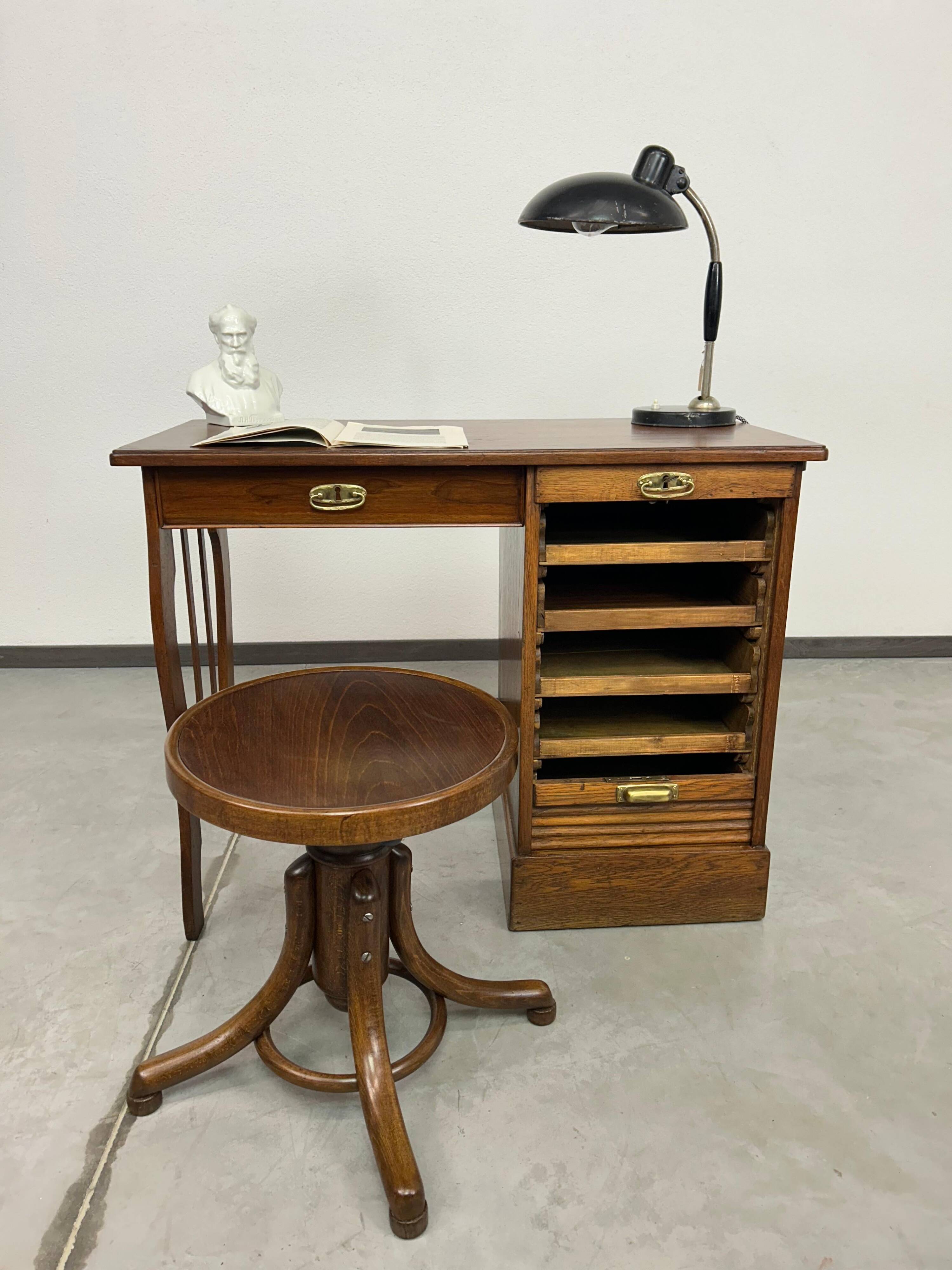 Petit bureau art déco