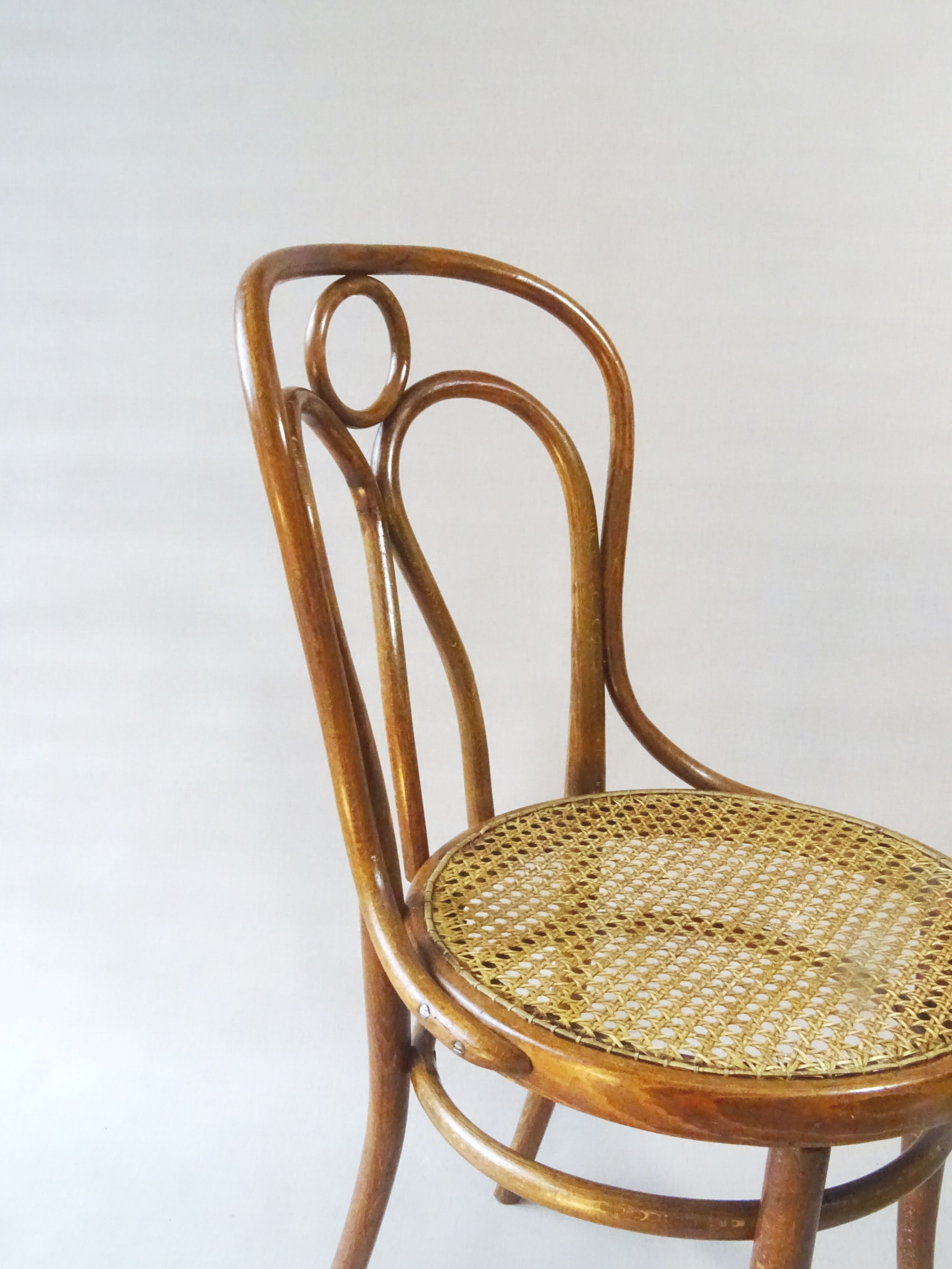 2 engelstuhl bistro chairs from Kohn n°36 around 1900 canned