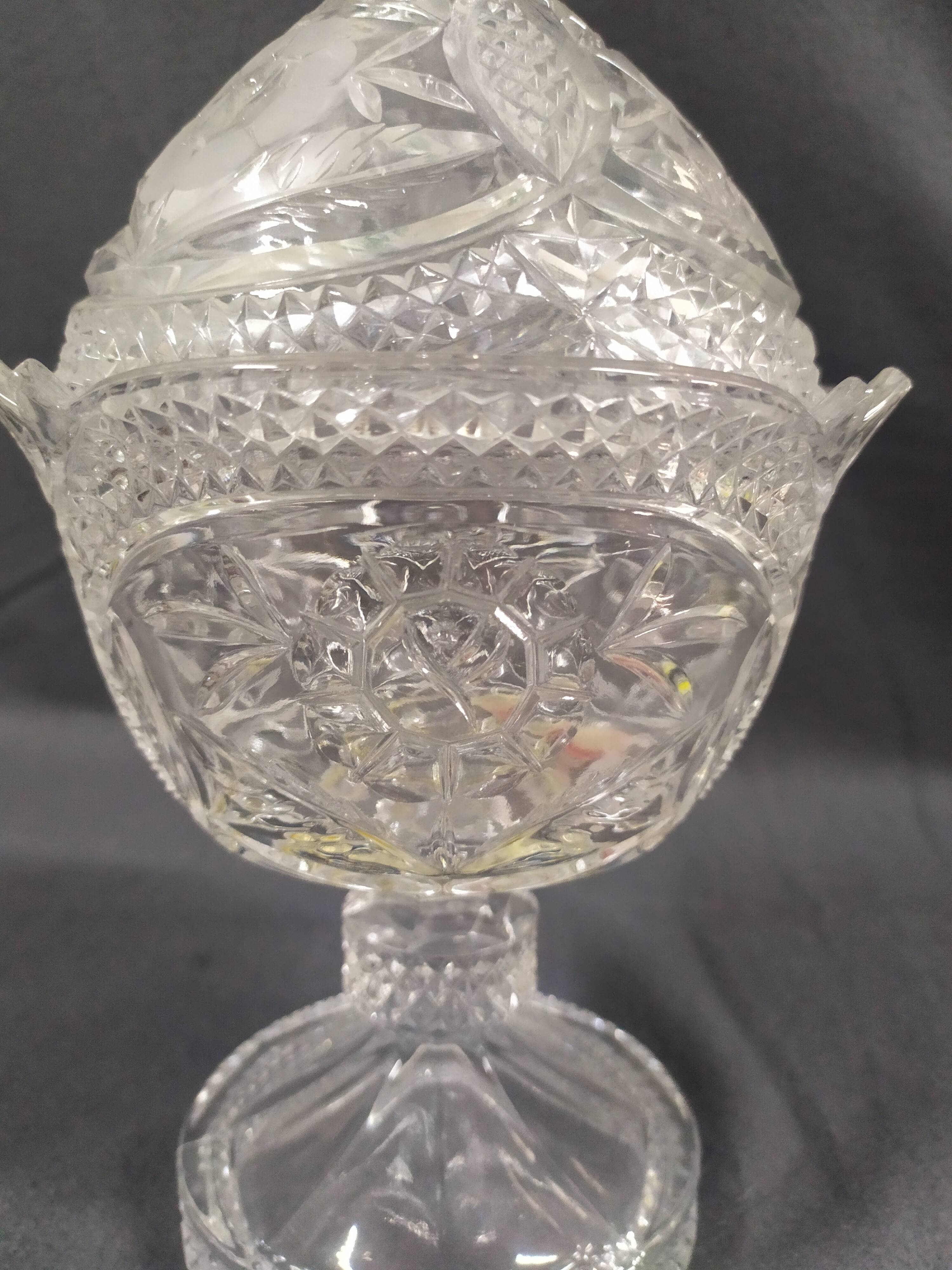 Sugar candy drager vintage crystal on foot 28cm