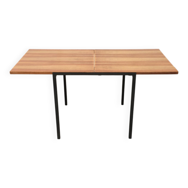 Table d'appoint minimaliste modèle T-Angle par Florence Knoll pour Knoll International, années 1950