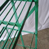 Porte plante ancien en métal riveté