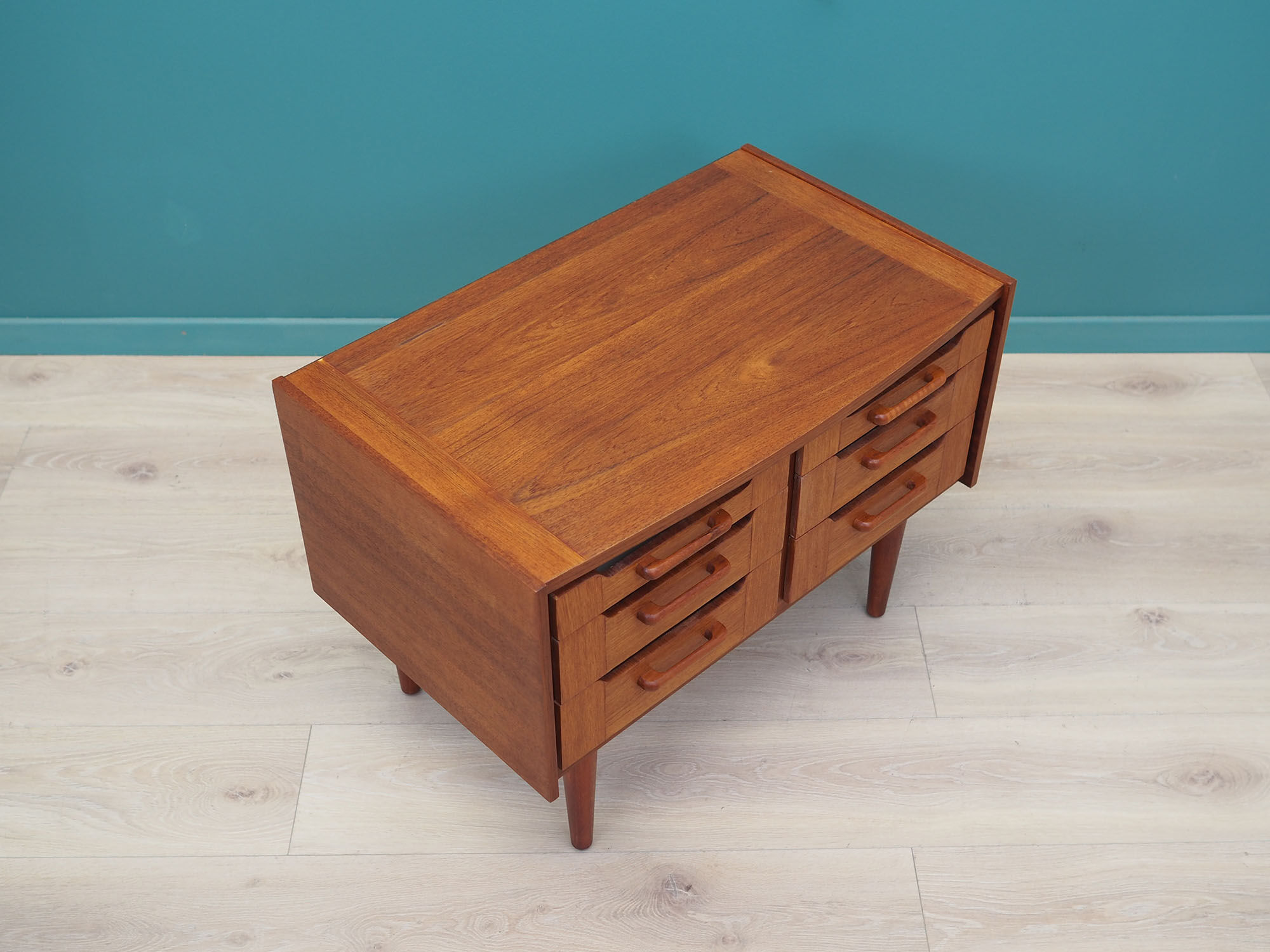 Teak chest of drawers, Danish design, 60s, made in Denmark