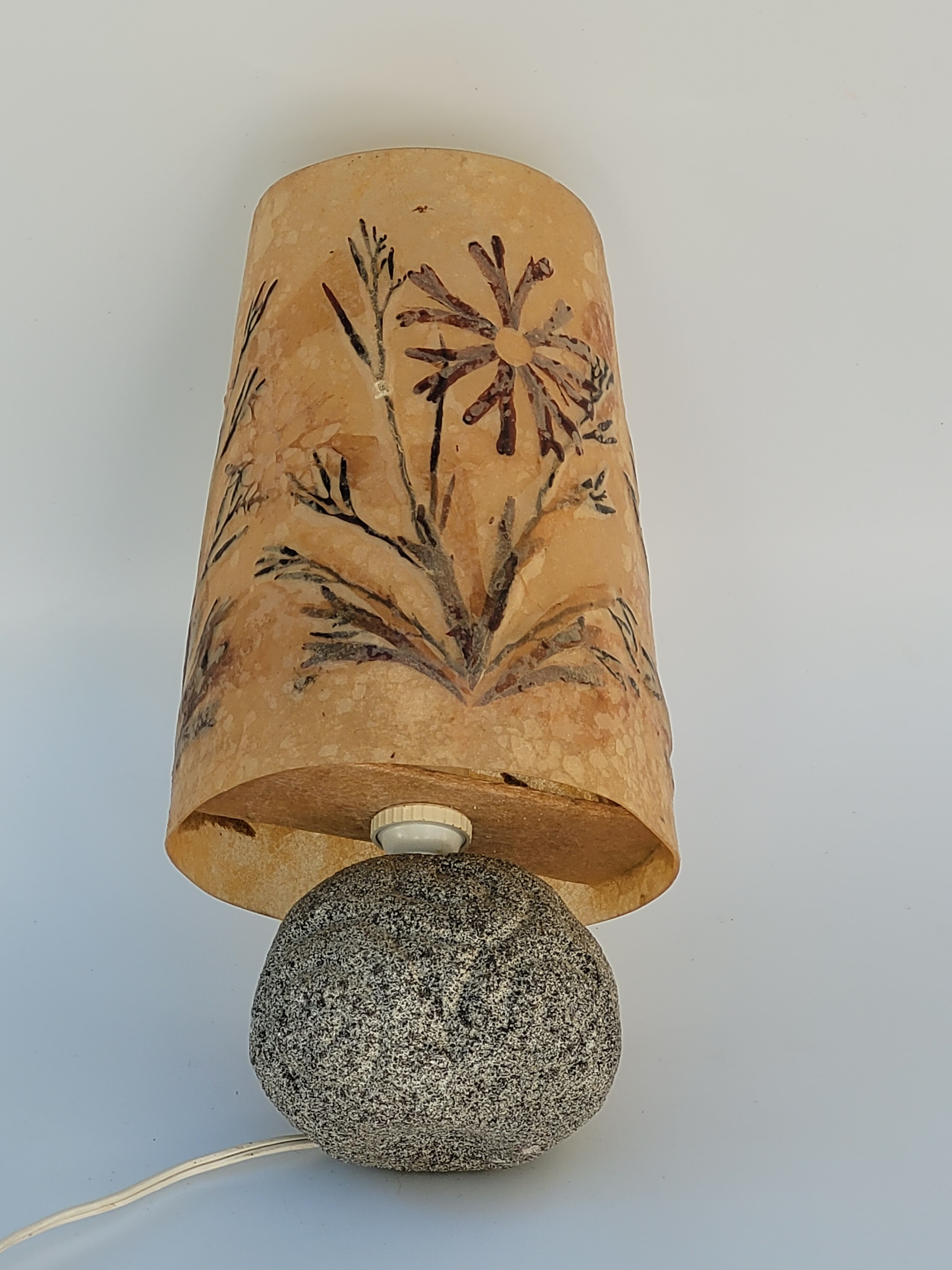 Granite lamp with triskell grave lampshade resin inclusion flowers 1960