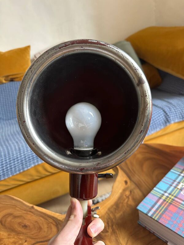 Red Bakelite table lamp, 1960s