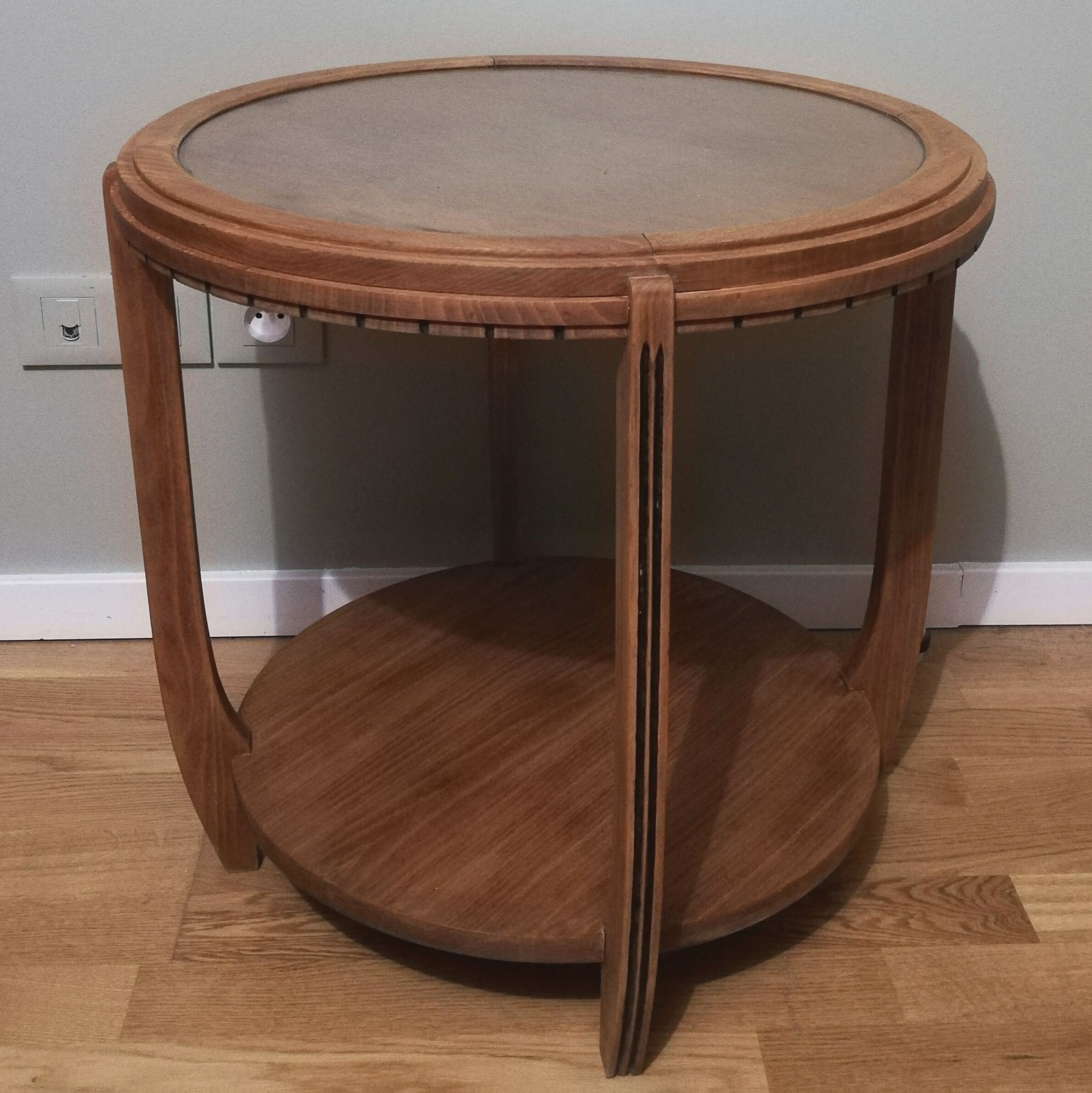 Pedestal table or art deco coffee table in walnut and glass top