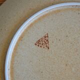 Lot of 5 flat plates in sandstone