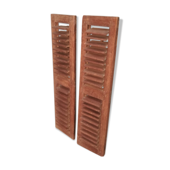 Paire de portes volets à jalousies