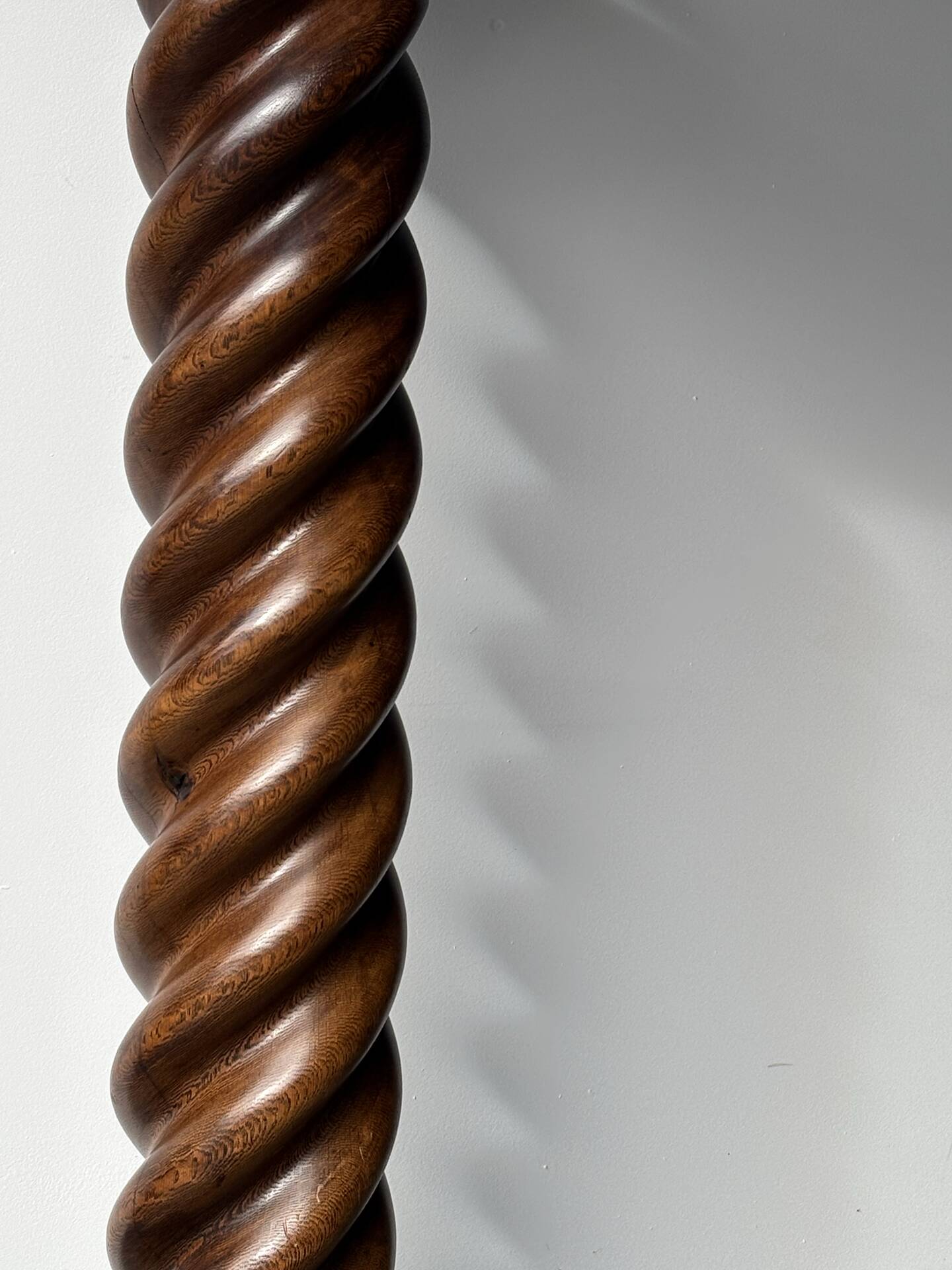 Large twisted solid oak column, early 20th century