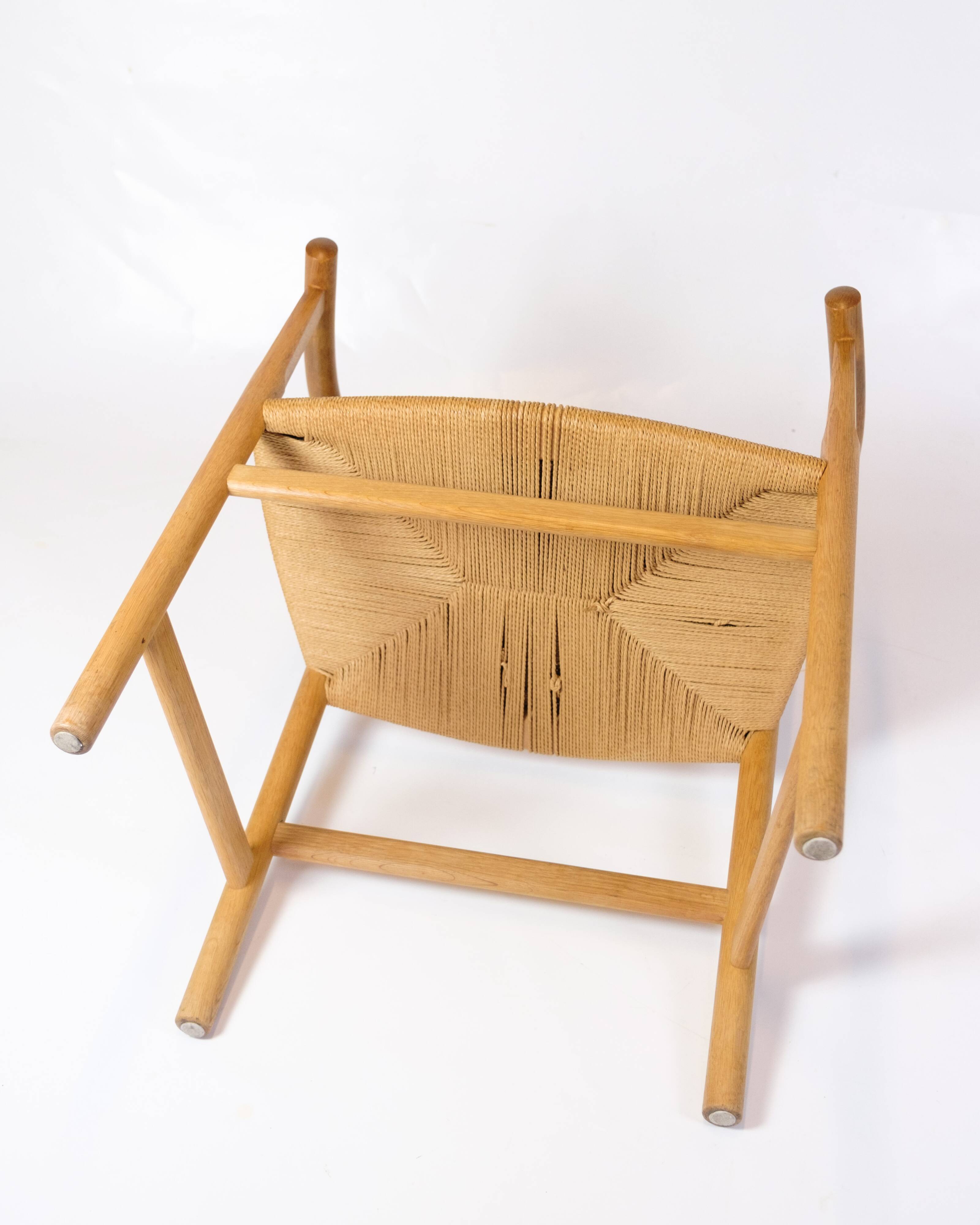 Hans J. Wegner Armchair Model PP201 Made In Oak & Wenge For PP Møbler