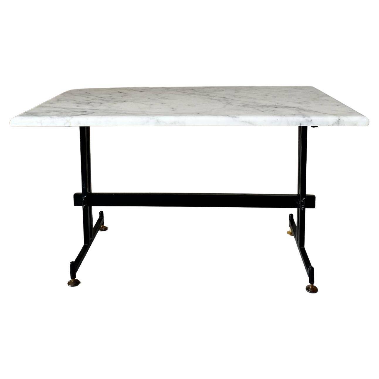 Vintage Carrara marble coffee table, Italy 1960