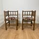 Duo de chaise d'angle en bois tourné bobines et assise tissu, milieu XXème