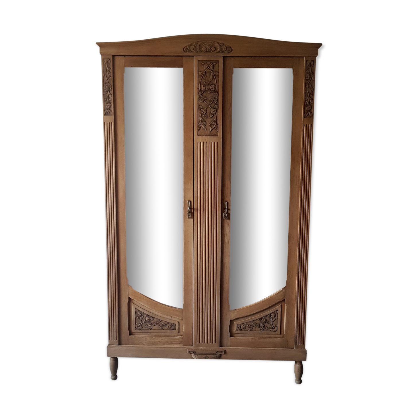 Art deco oak cabinet