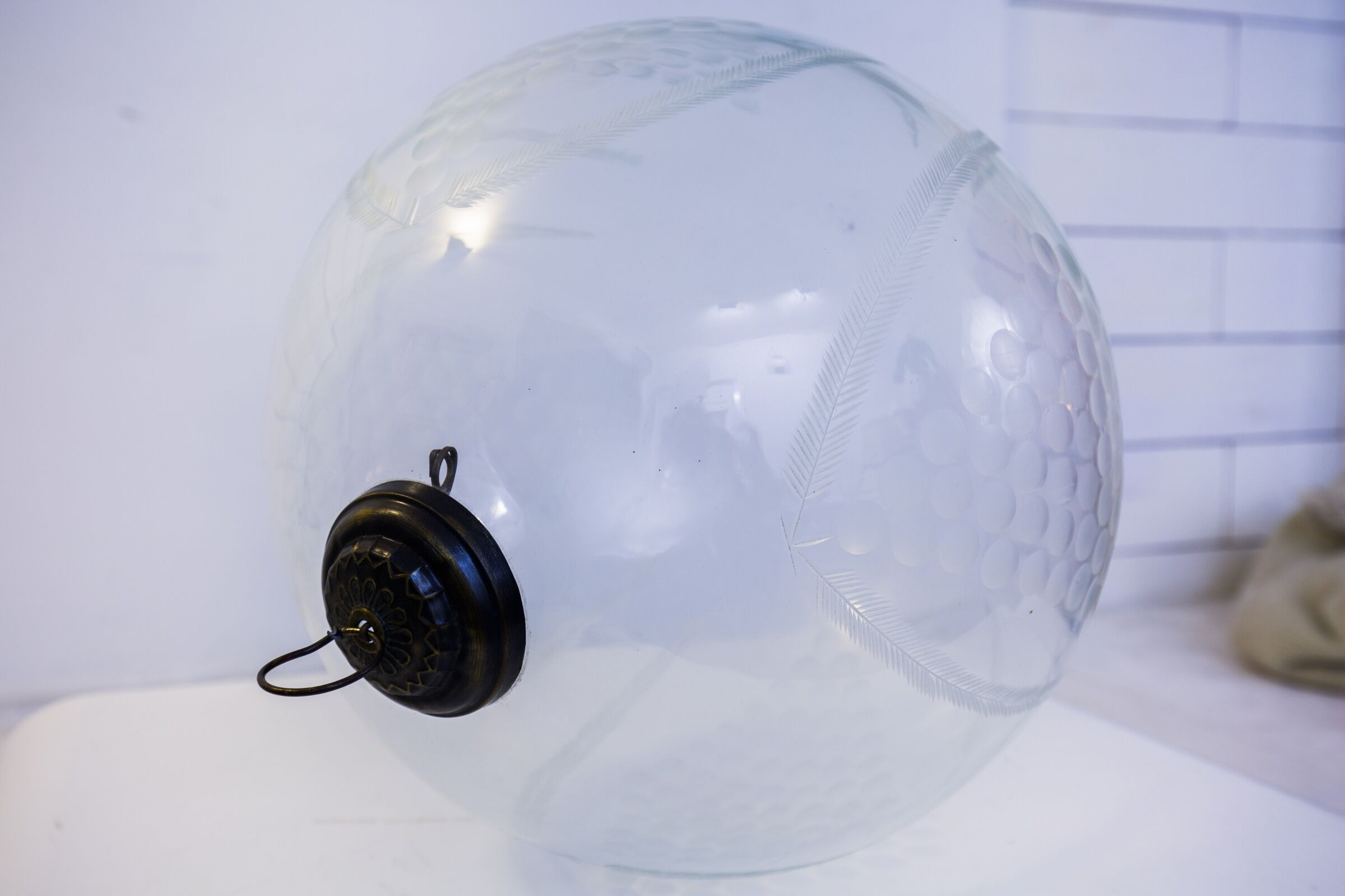 Suspension light ball