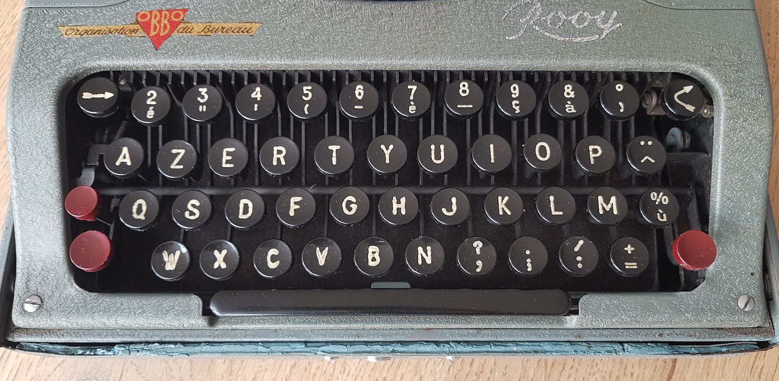 J M Rooy 50s travel writing machine