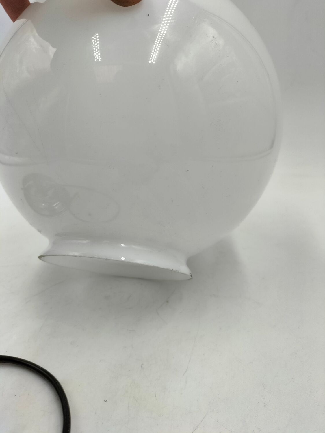 Opaline ceiling light