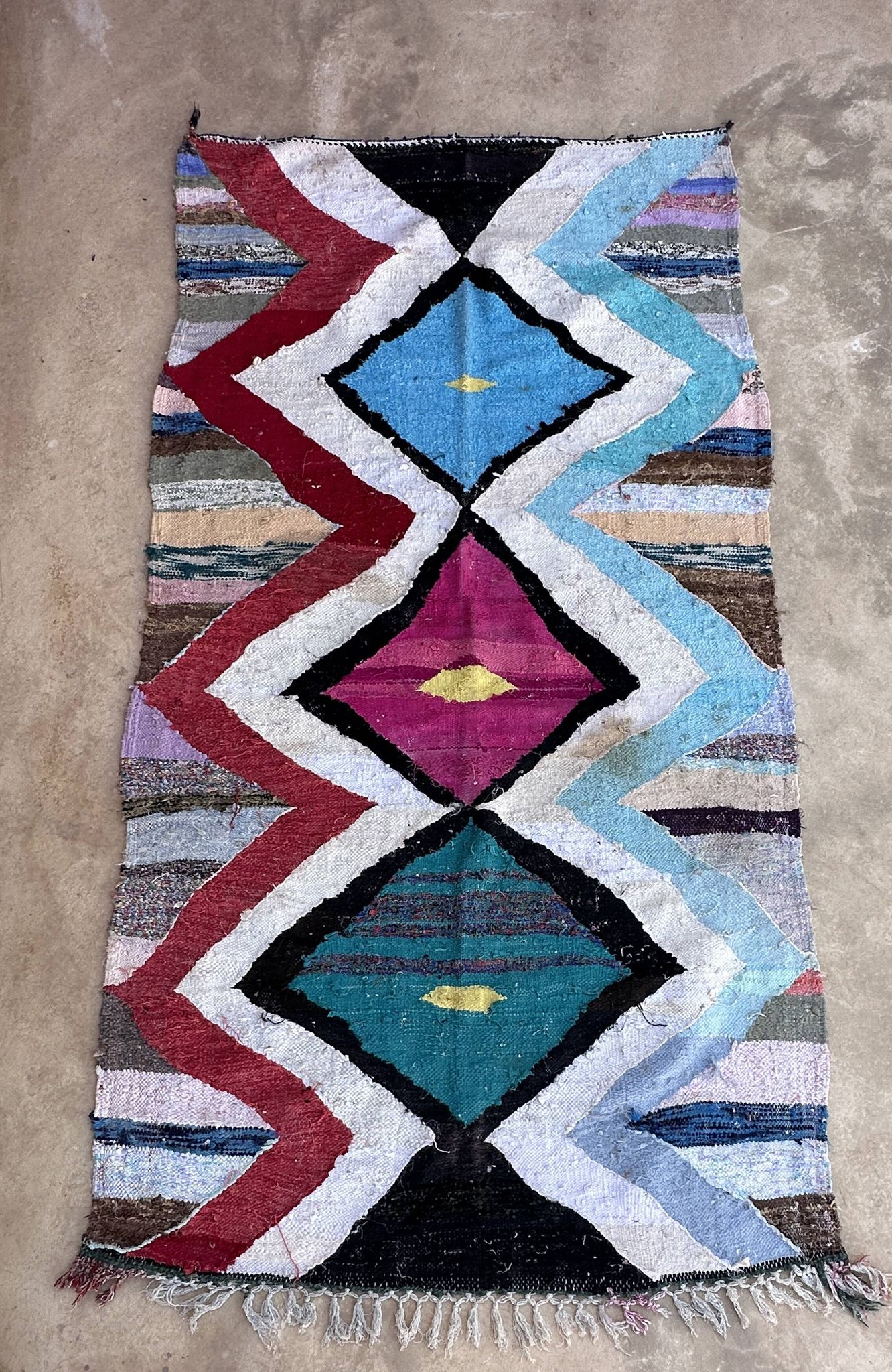 Tapis Marocain coloré - 146 x 272 cm
