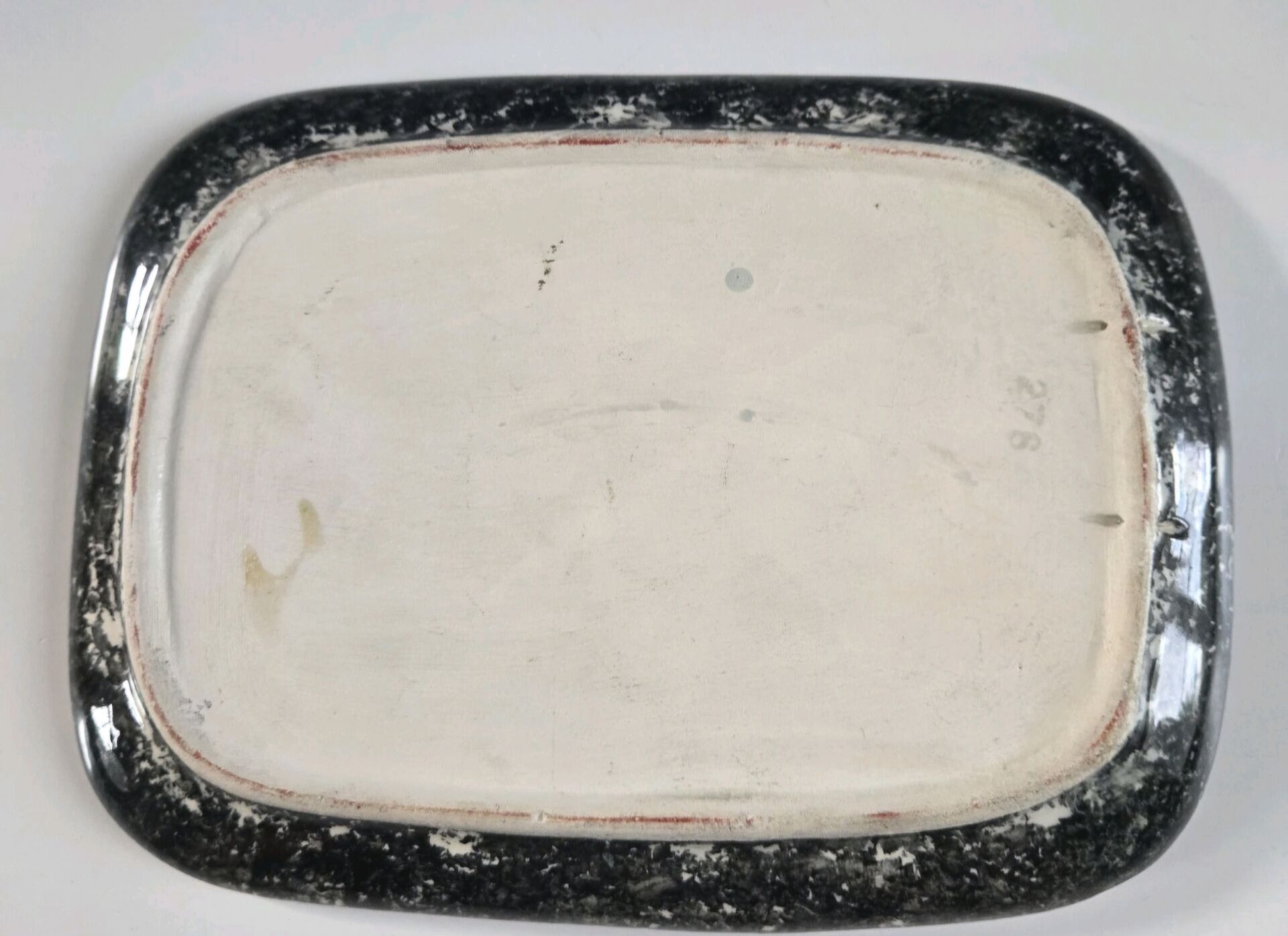 Magnificent vintage rectangular dish in glazed ceramic.