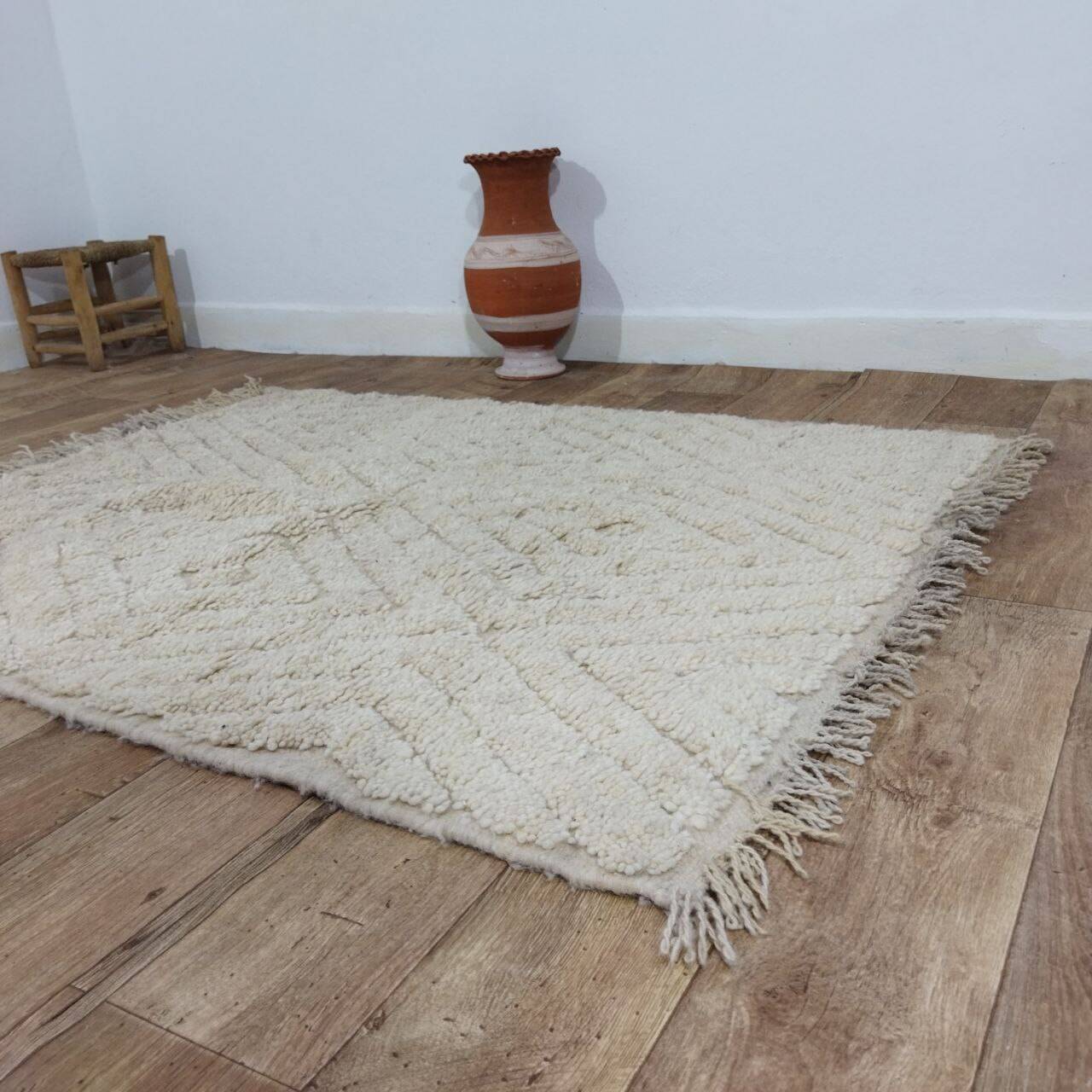 Handmade Moroccan Berber rug 155 X 124 CM