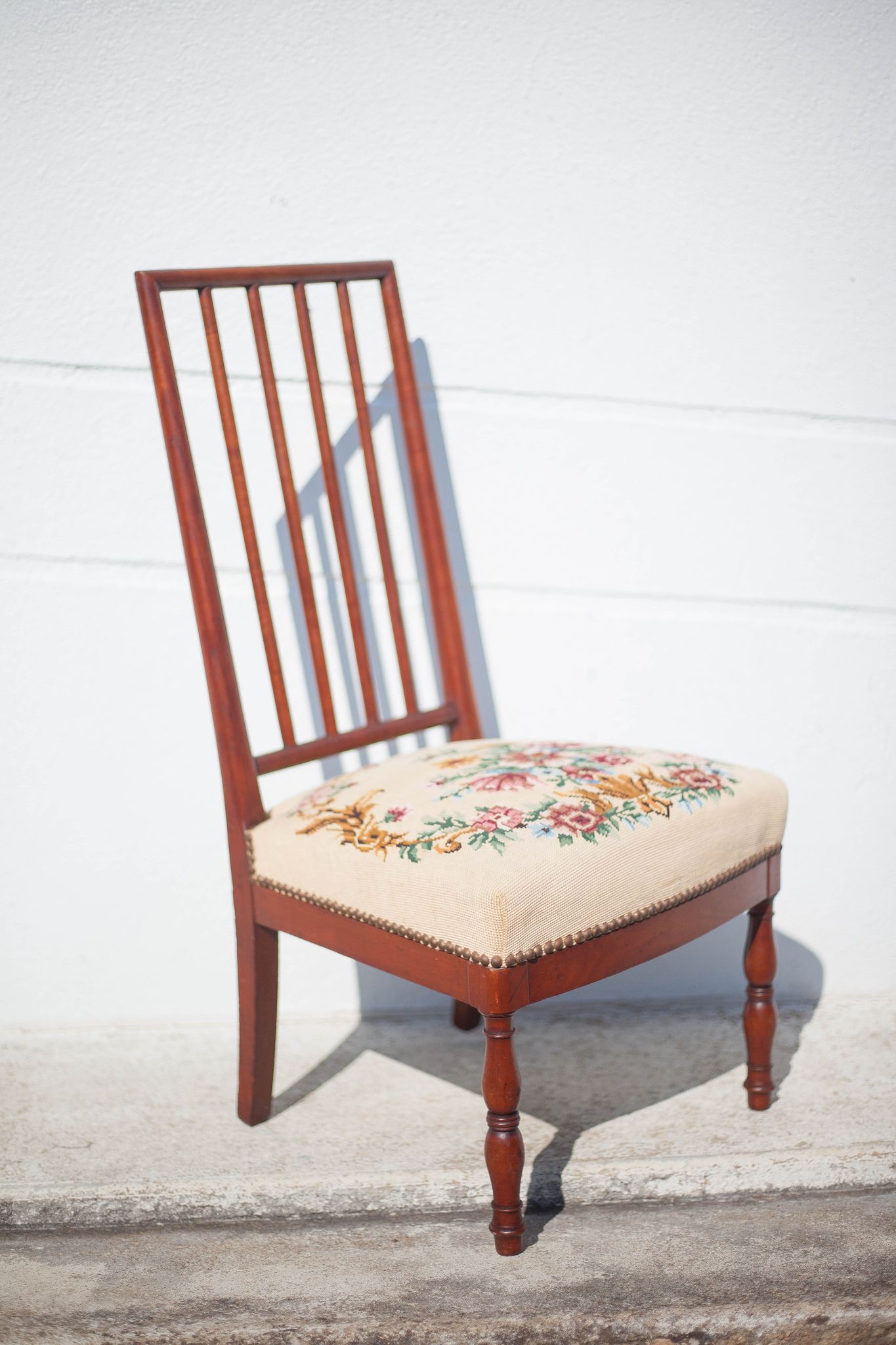 Wooden nurse chair with upholstery seat