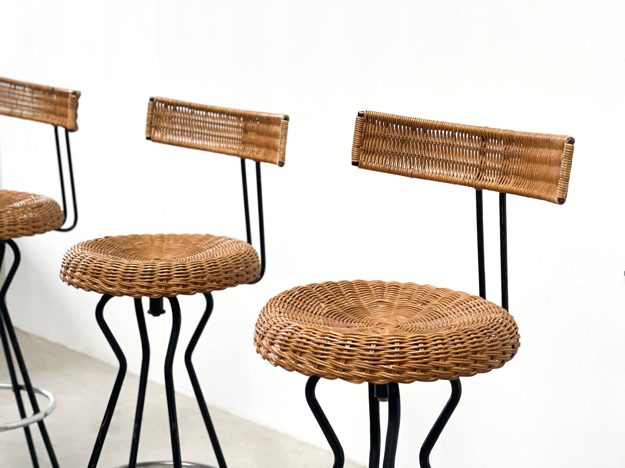 3 rattan barstools