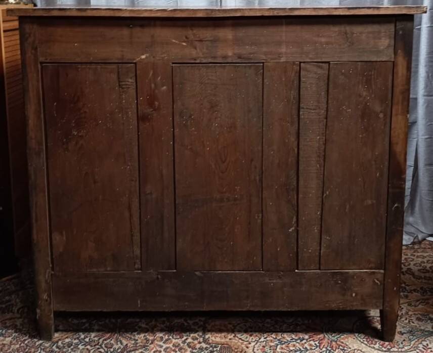 Louis XVI height-adjustable buffet in walnut