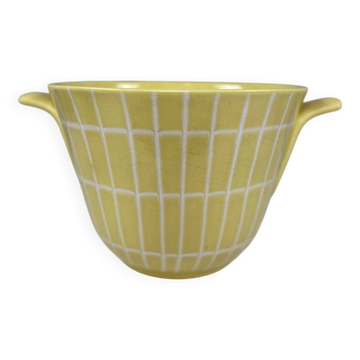 Checkered planter