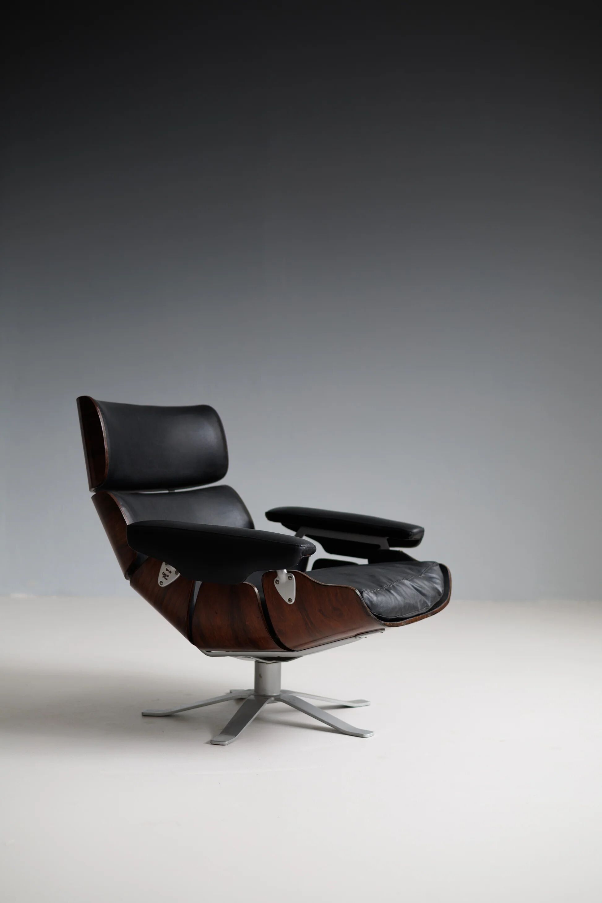 Fauteuil de Carlo Hauner