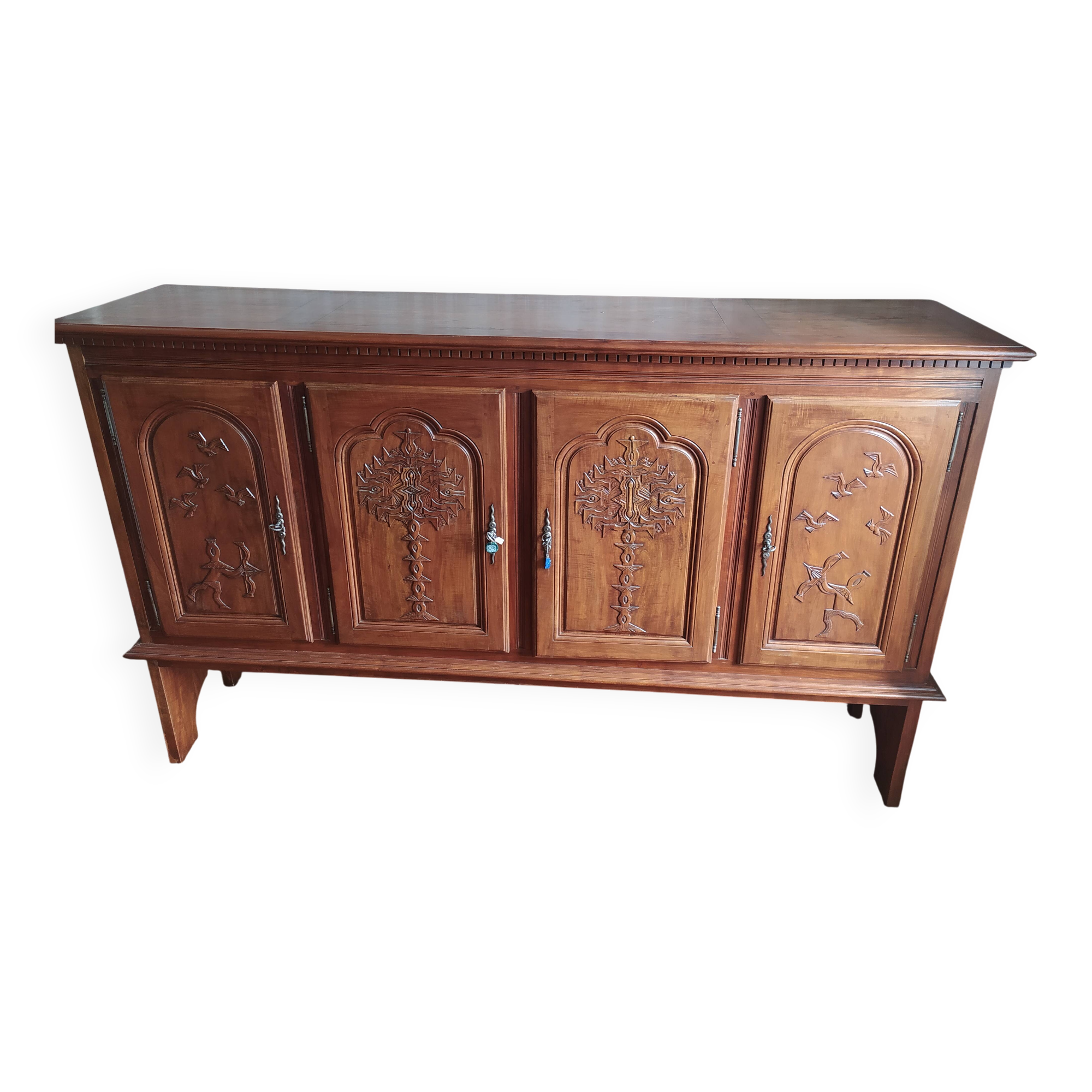 Sideboard on legs