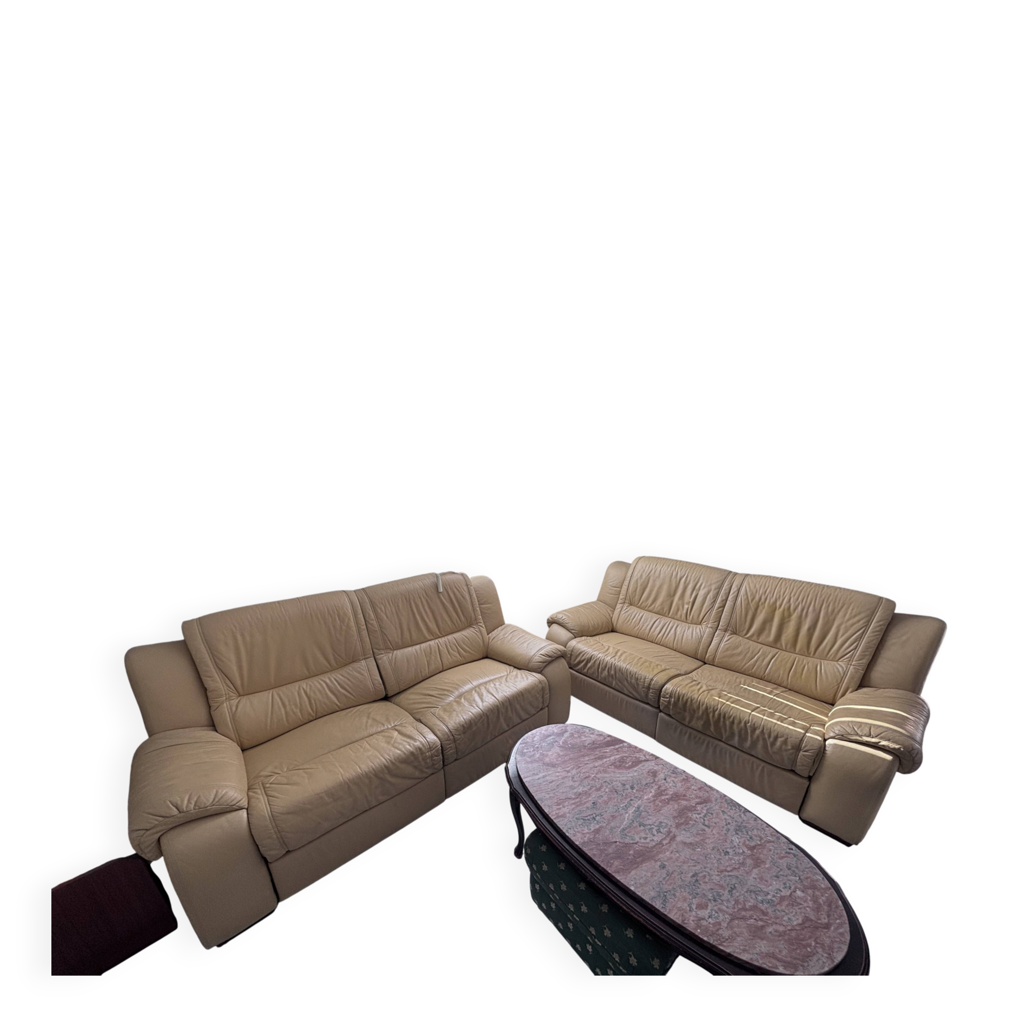 Set of 2 Beige 2/3 Seater Sofas - Classic/Club Style