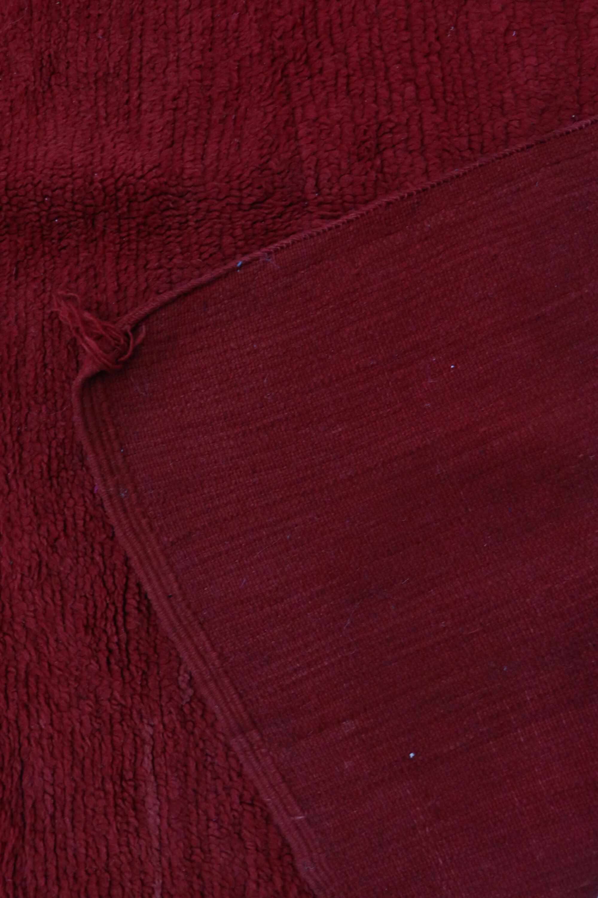 Red singles carpet 140 x 291 cm