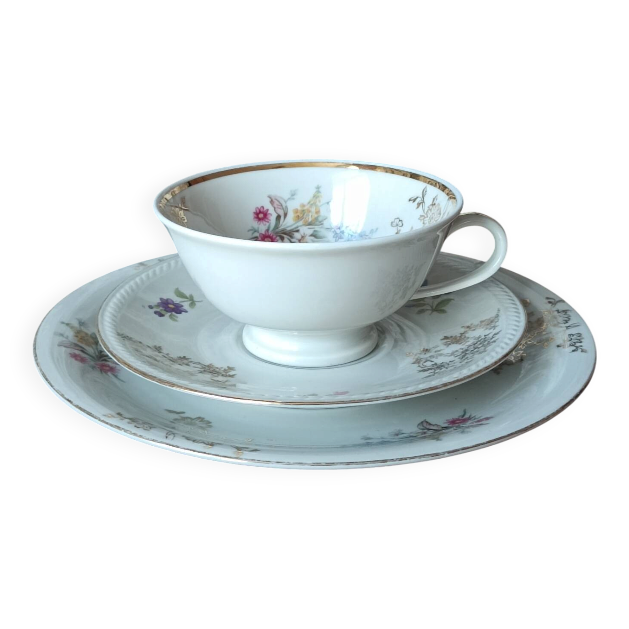 Antique porcelain trio Bavaria – cup, saucer, plate – flowers & do