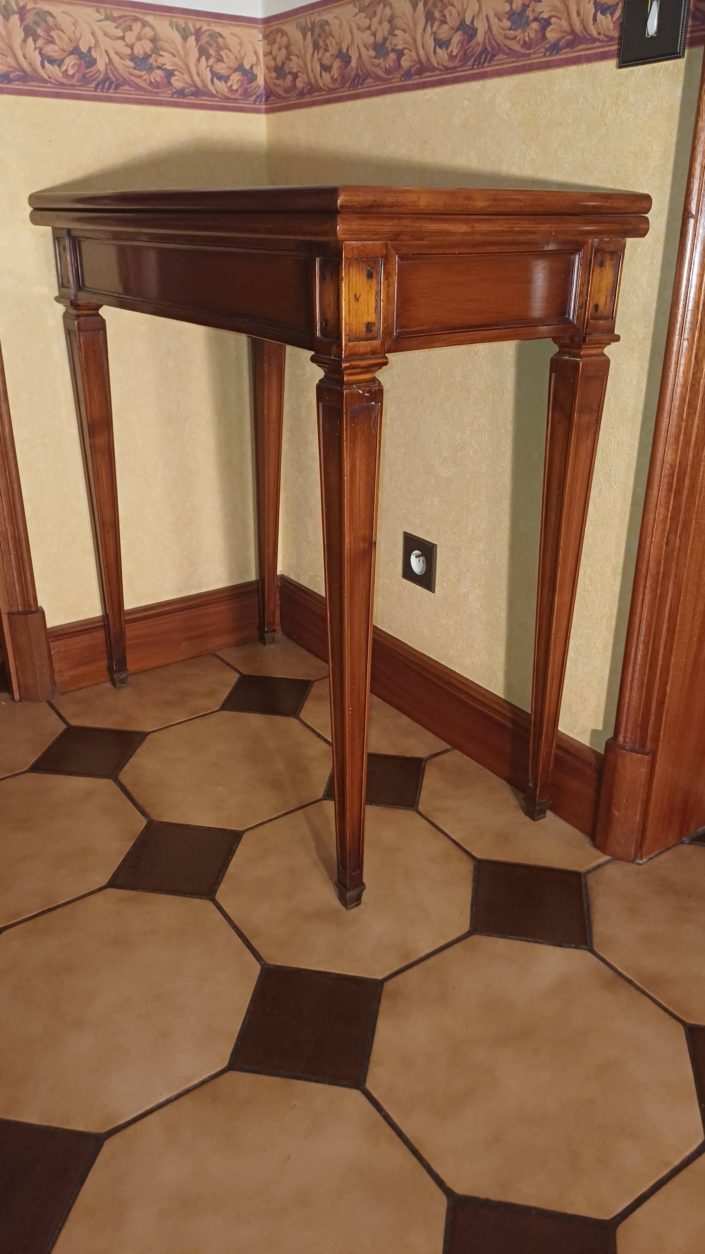 Table de jeux escamotable Louis Philippe