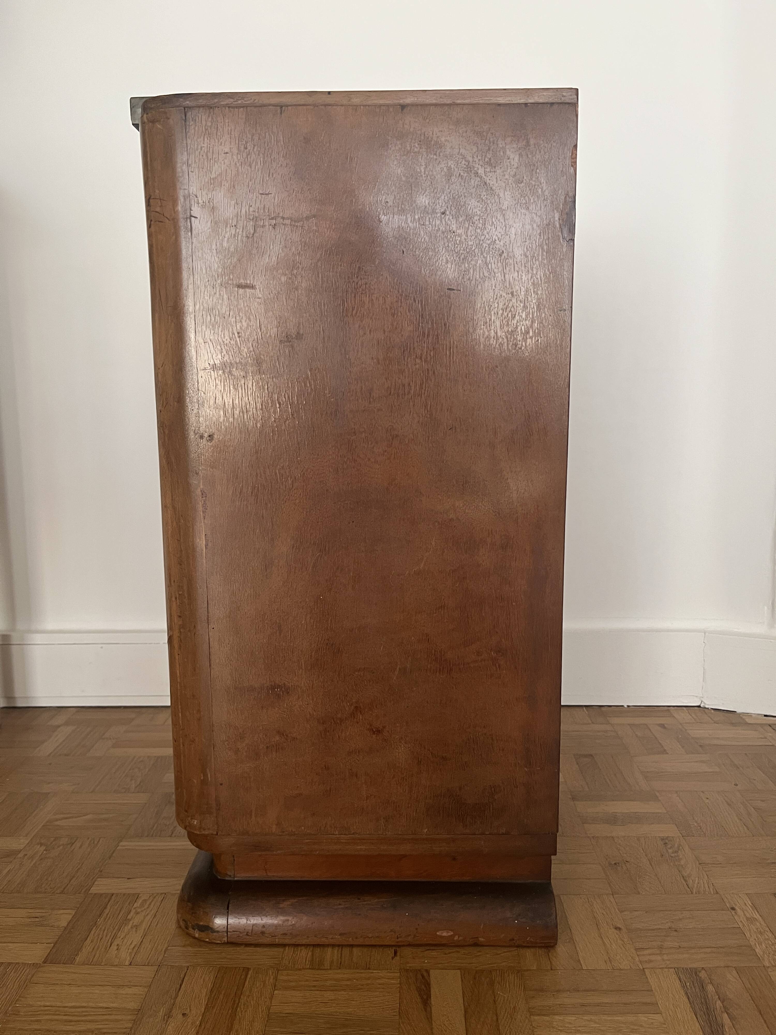 Walnut burr bedside table, French Art Deco, 1920s/30s.