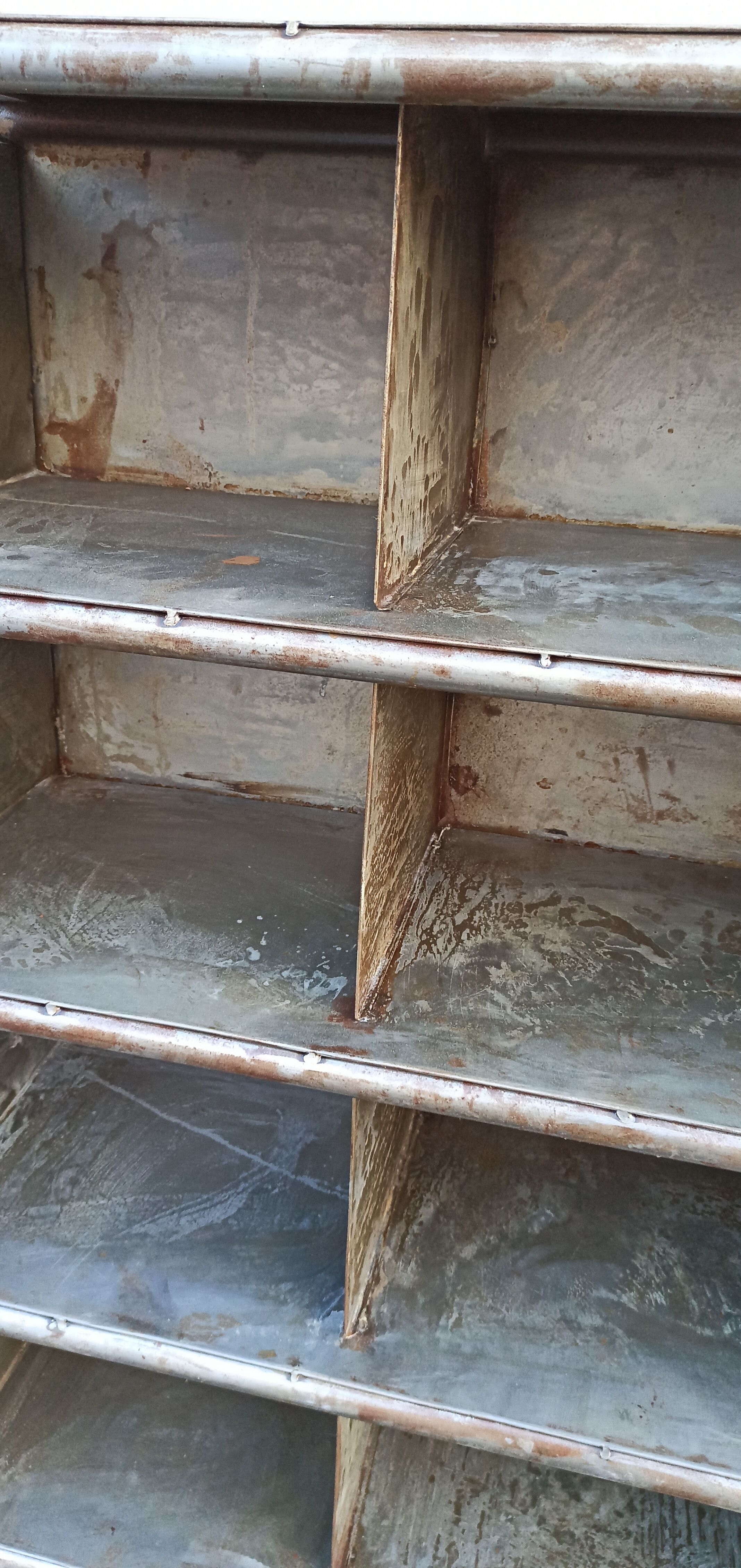 Shelf with metal lockers