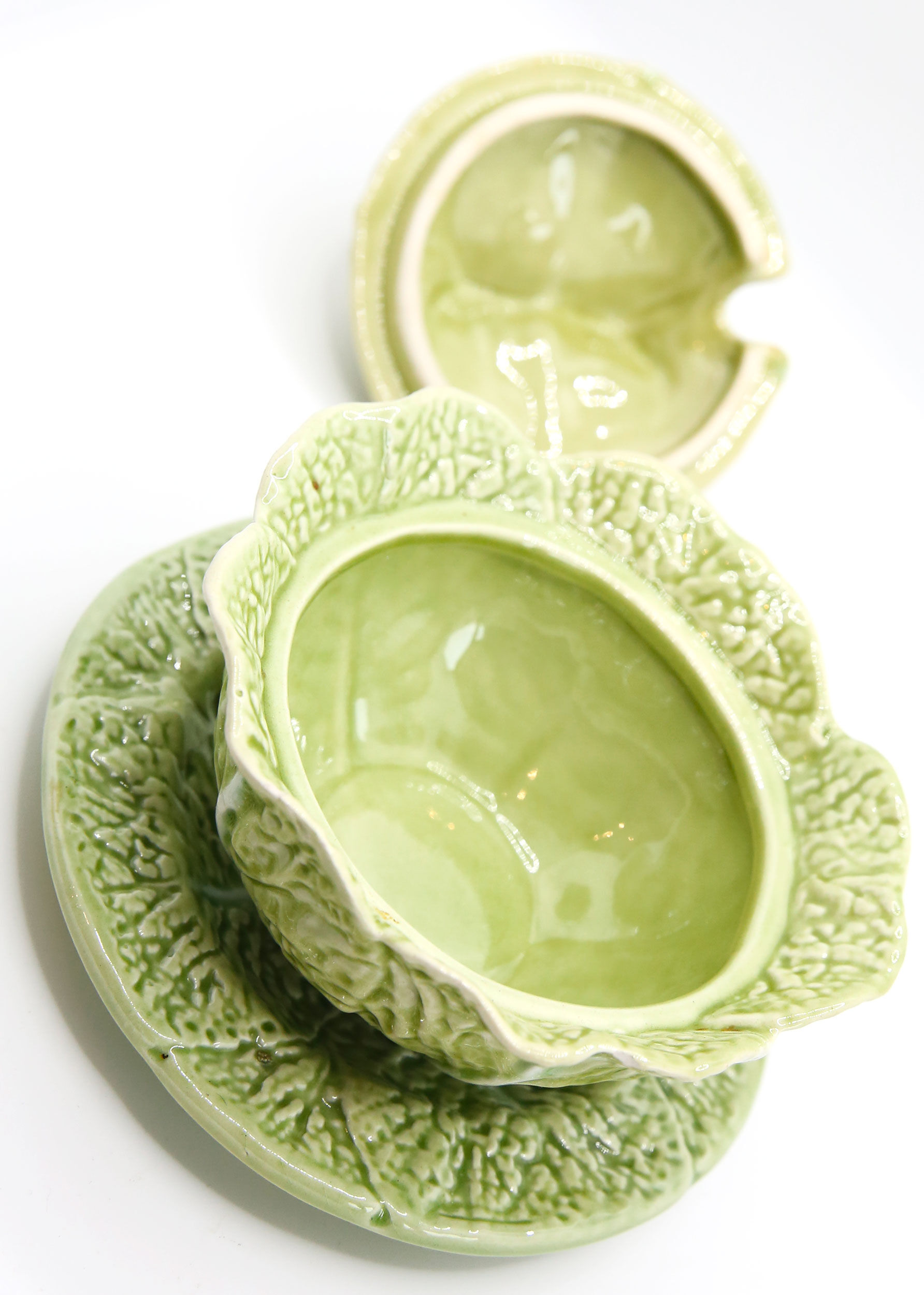 Mustard bush slurry light green cabbage leaf