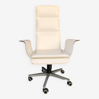 Wing mariani executive chair