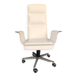 Wing Mariani executive chair