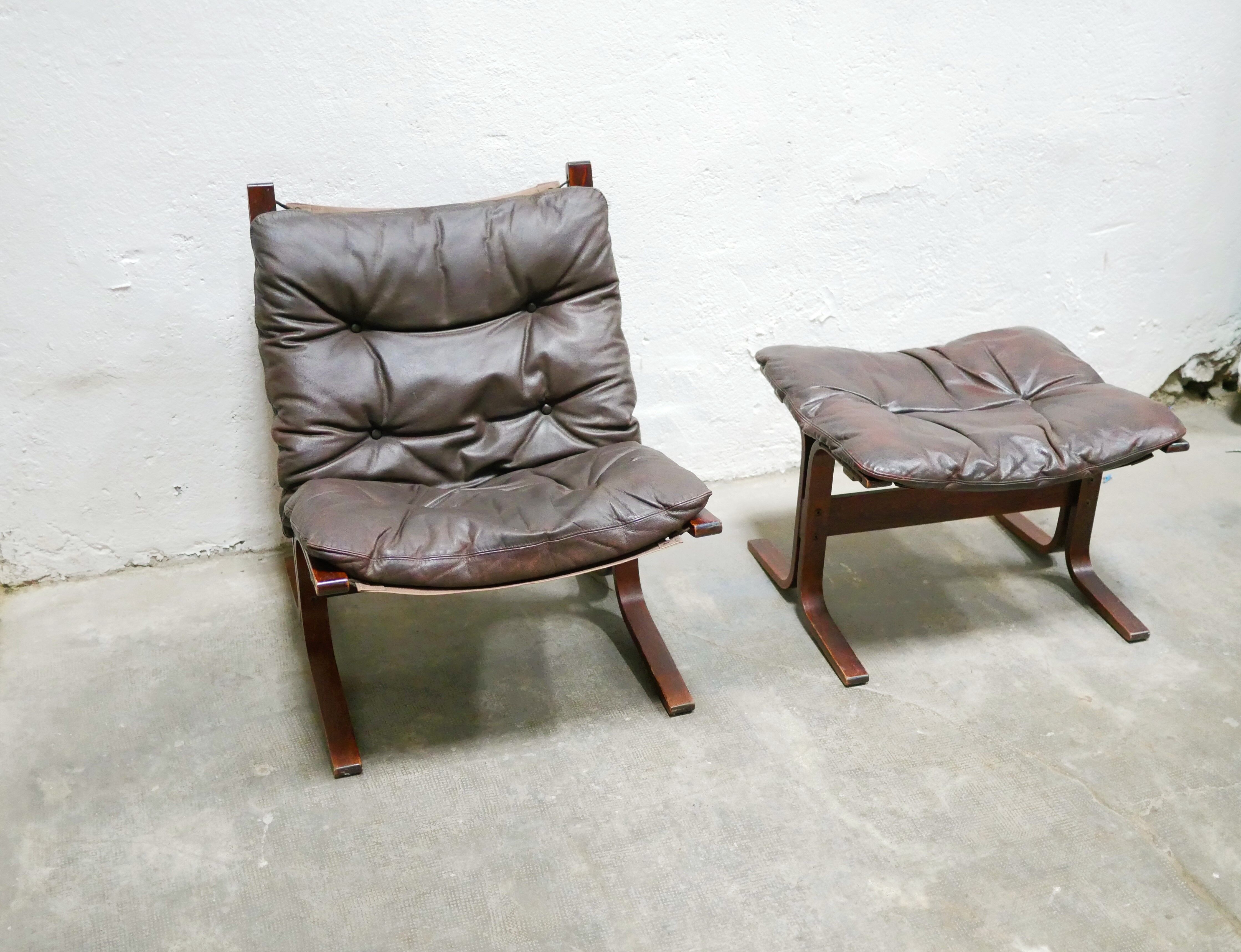 Scandinavian armchair and ottoman Siesta in brown leather by Ingmar Relling for Westnofa editions