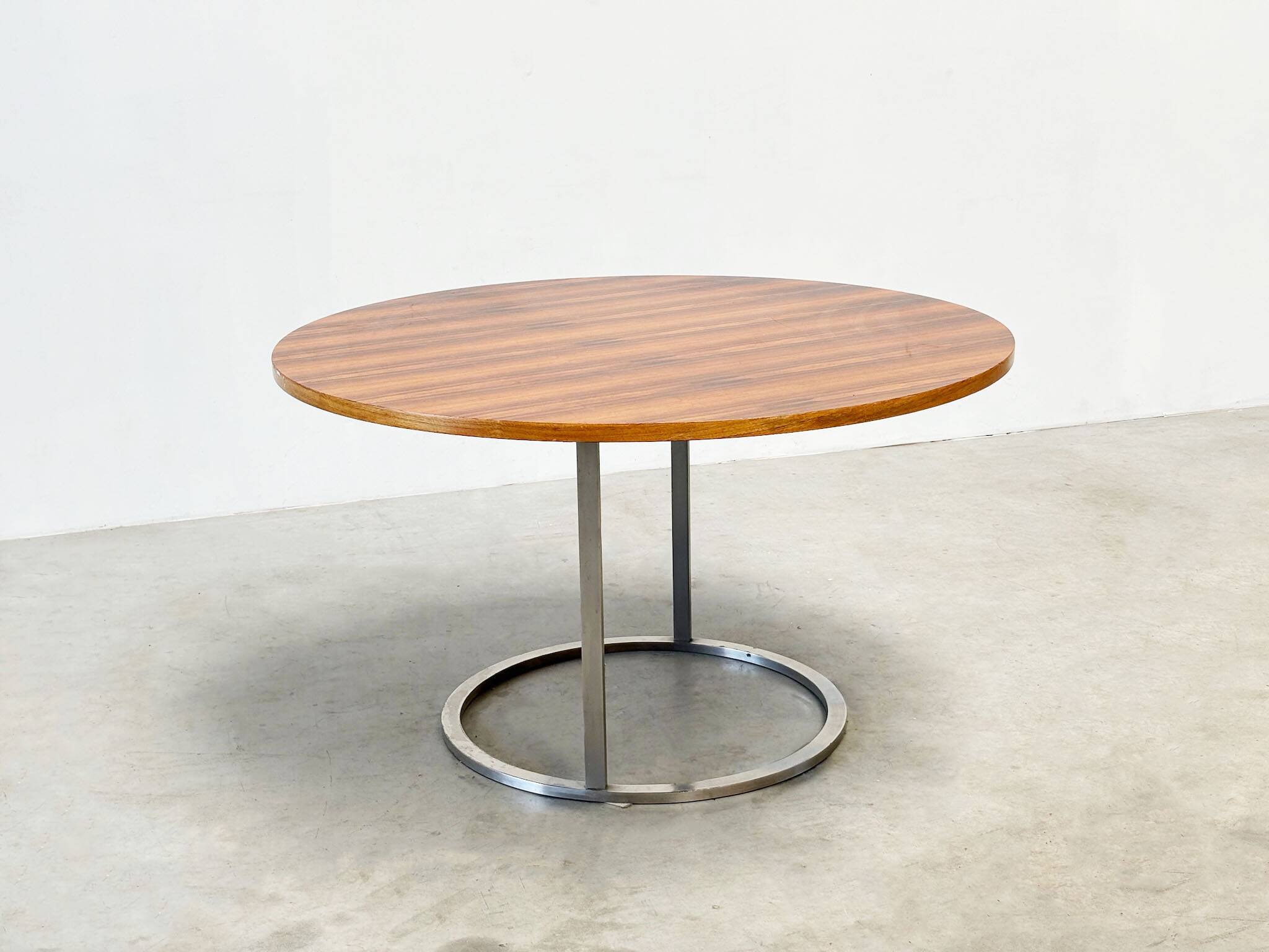 Italian rosewood round dining table