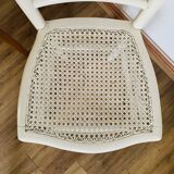 Paire de chaises cannées dépareillées