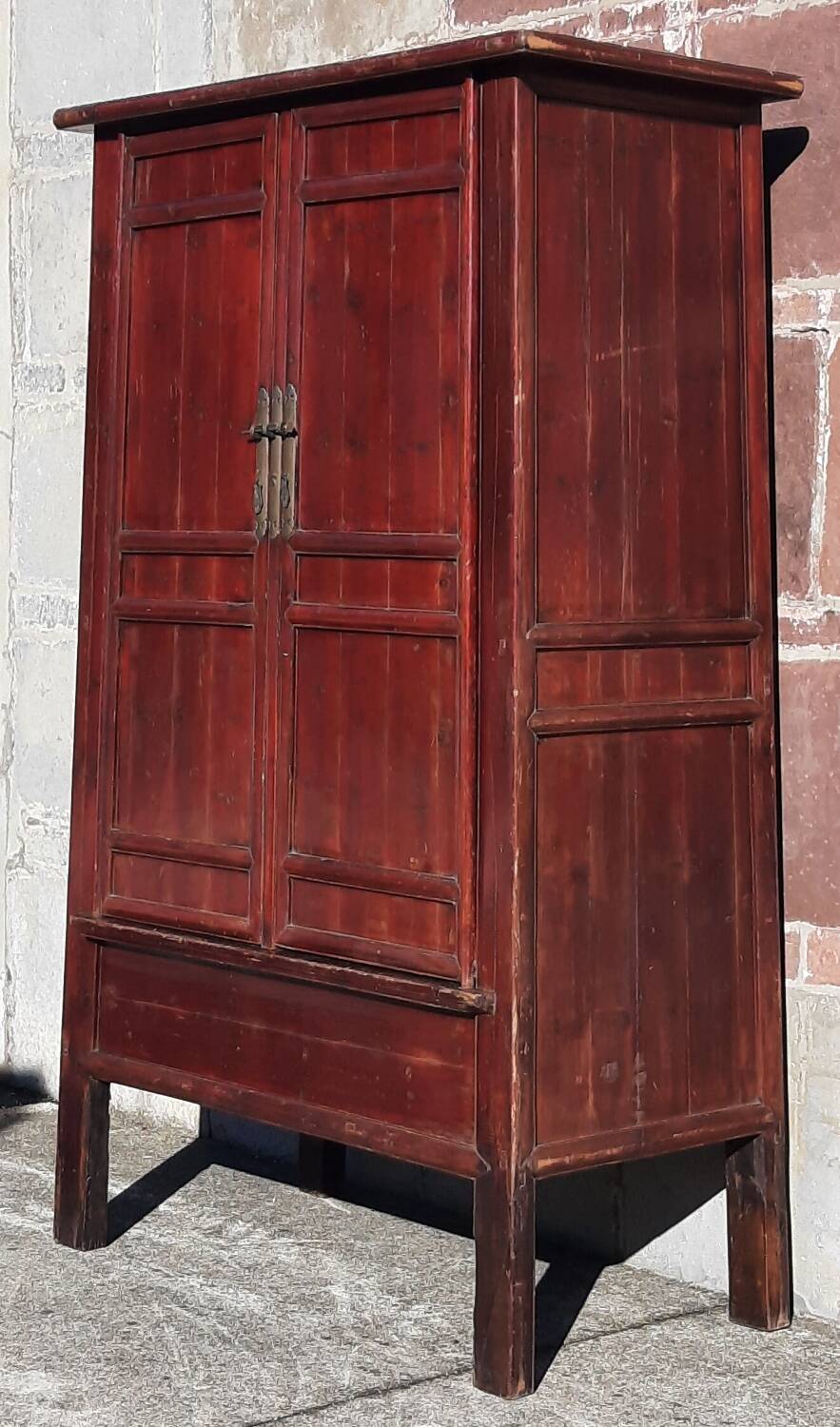 19th-century Chinese wardrobe (Height 2.6m)