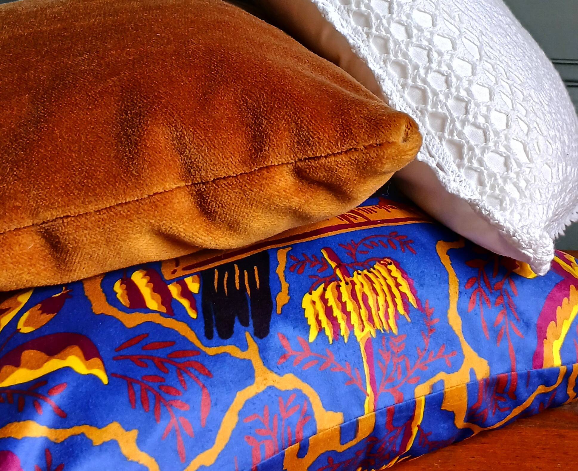 Set of 3 vintage cushions. 2 in velvet & 1 crocheted.
