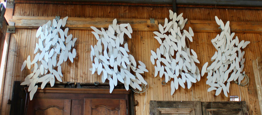 Series of 6 "nuages" design chandeliers in iron, electrified